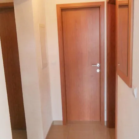 Apartamento Charming In + Garden Gdinj