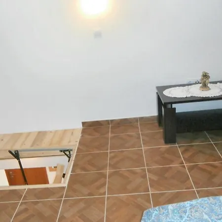 Charming In + Garden