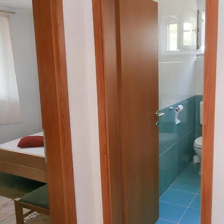 Apartamento Charming In + Garden Gdinj