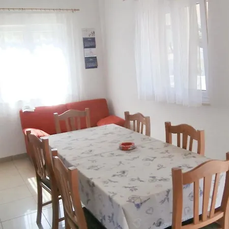 Charming In + Garden